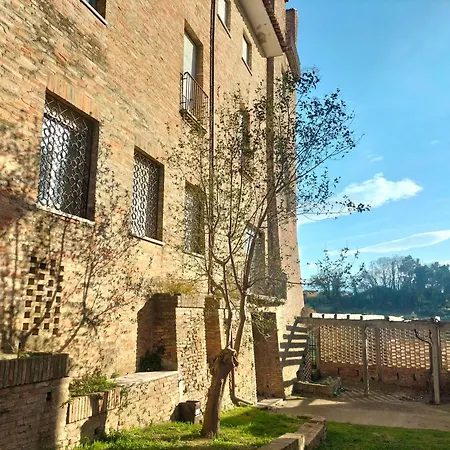 Al Castello House By World