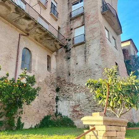 Apartment Al Castello House By World *